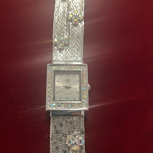 Vintage Kirks Folly Ladies Watch main image 7